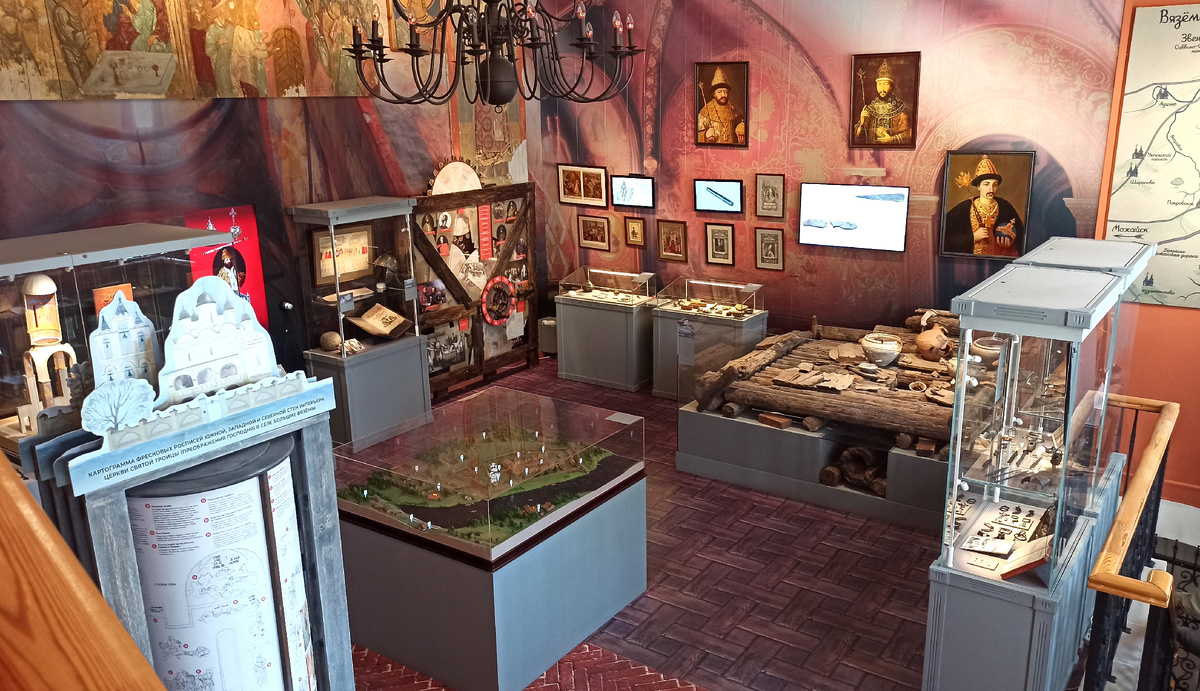 Конный флигель, экспозиция, посвященная эпохе Бориса Годунова