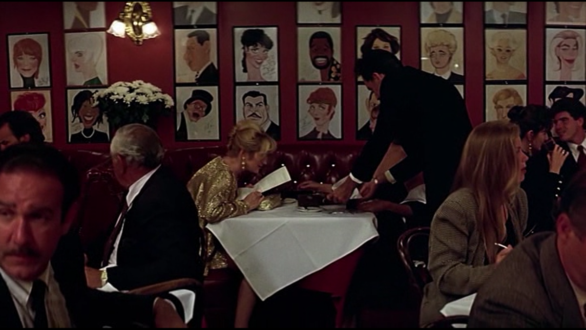 сцена в ресторане "Сарди" | скриншот из фильма
