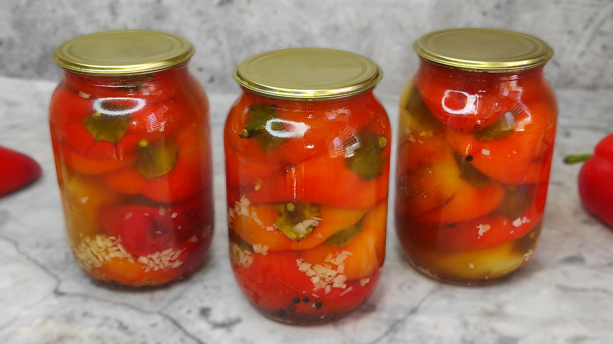 Жареный болгарский перец на зиму. Фото автора.