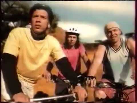 * Источник скриншота открытый. Крайний слева - популярный актер Андрей Мерзликин 