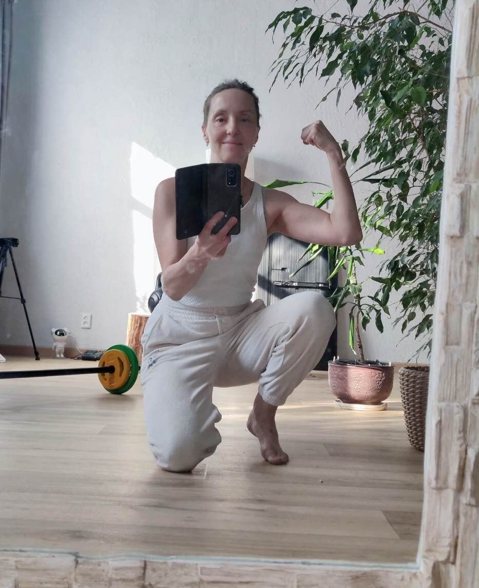 Привет! Я Ксюша, мама пятерых. Долгое время занималась тхэквондо, недавно закончила обучение на фитнес-тренера. Здесь рассказываю о своей жизни как она есть. Всем рада, присоединяйтесь!