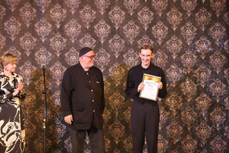 Листайте вправо, чтобы увидеть больше изображений