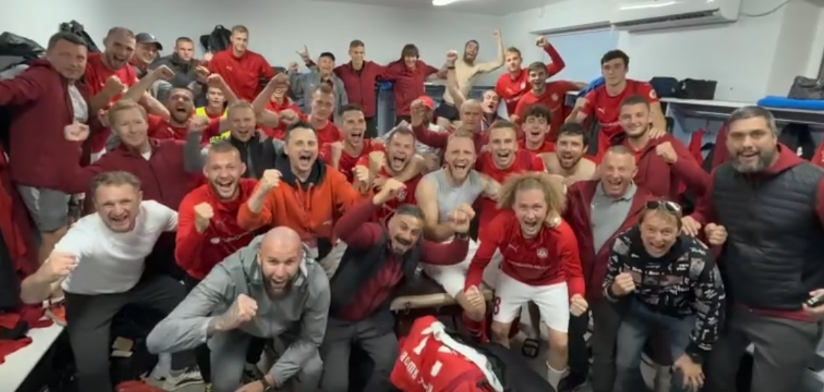 Победная раздевалка Спартака из Костромы. 