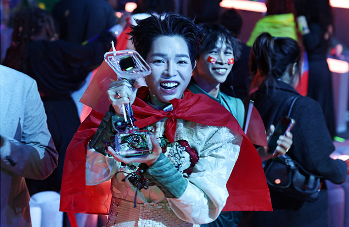    Певец Дык Фук. Вьетнам.REUTERS/Евгения Новоженина