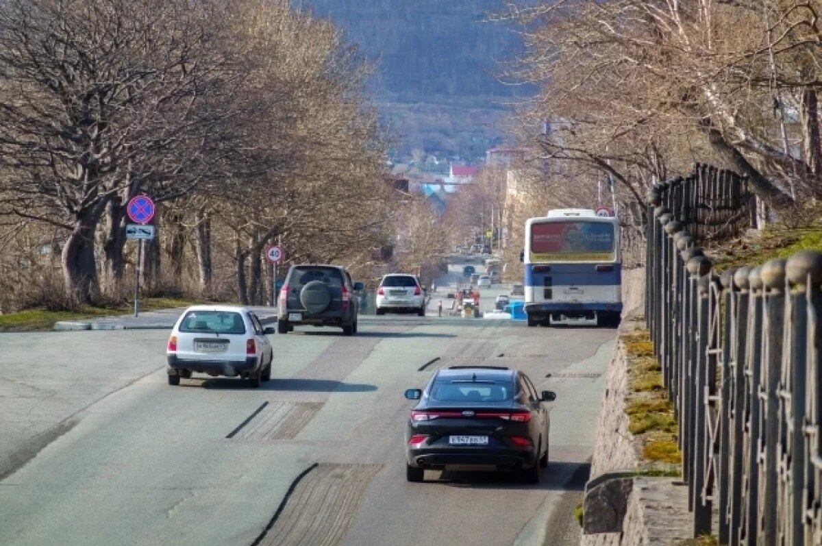    По улице Высотной разрешили проезд для машин со спецсигналами