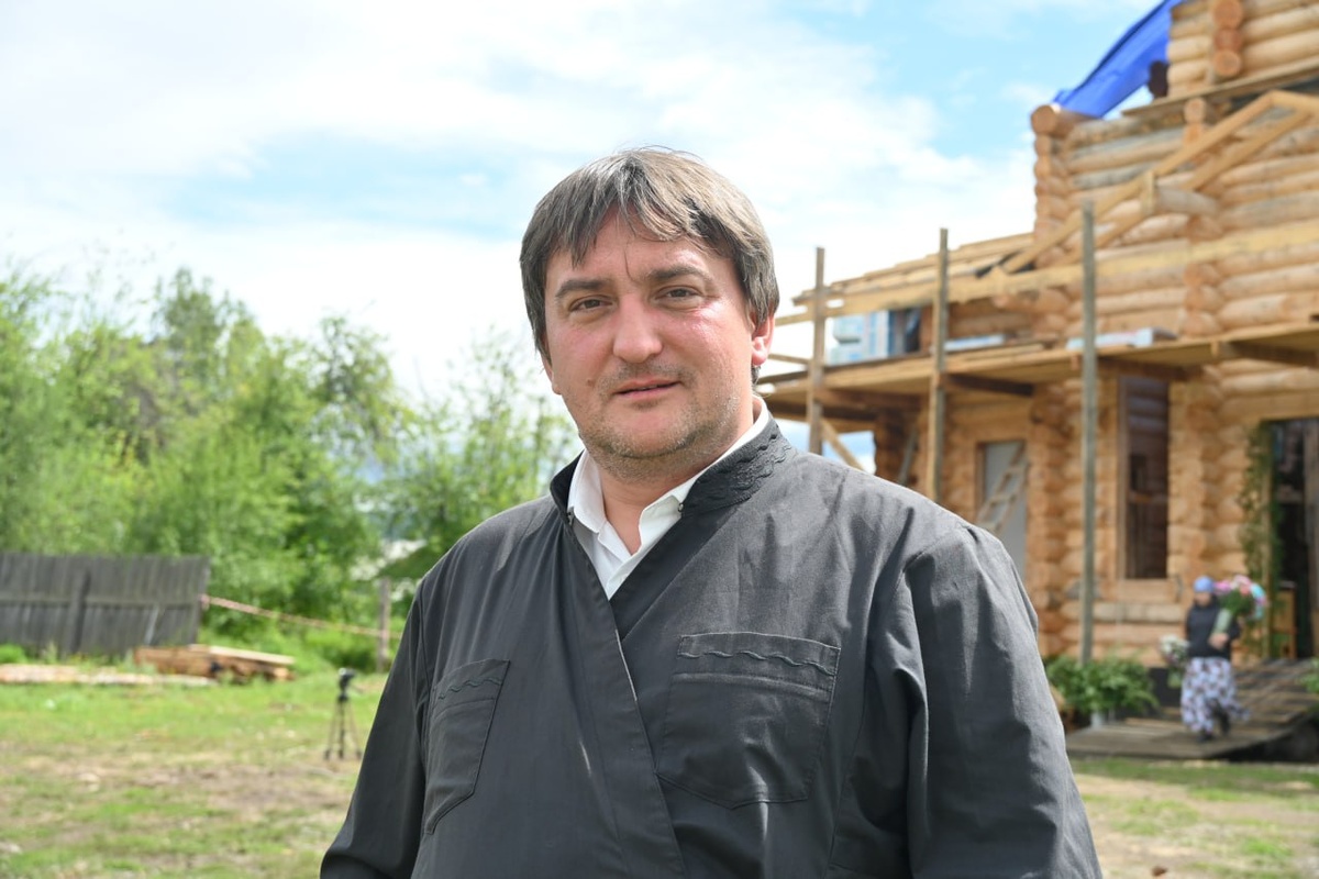 Настоятель храма Николая Чудотворца в селе Верхнеусинском Андрей Гребенюк