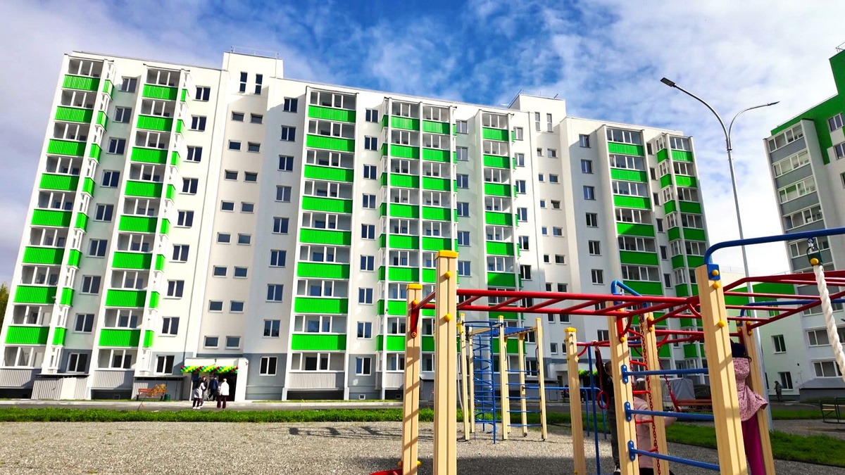    Ещё 63 няганские семьи получили ключи от квартир