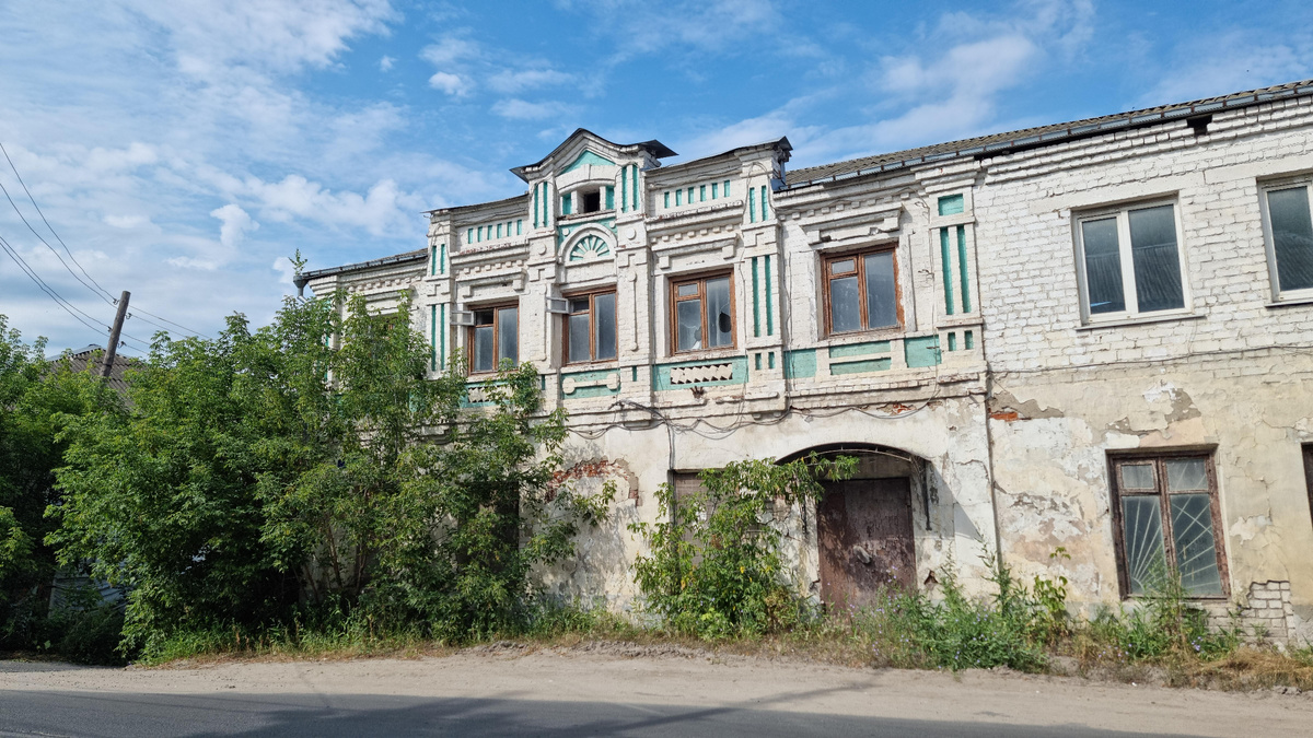 Старинная застройка Городца. Улица, на которой хочется фотографировать каждое здание. 🖼️