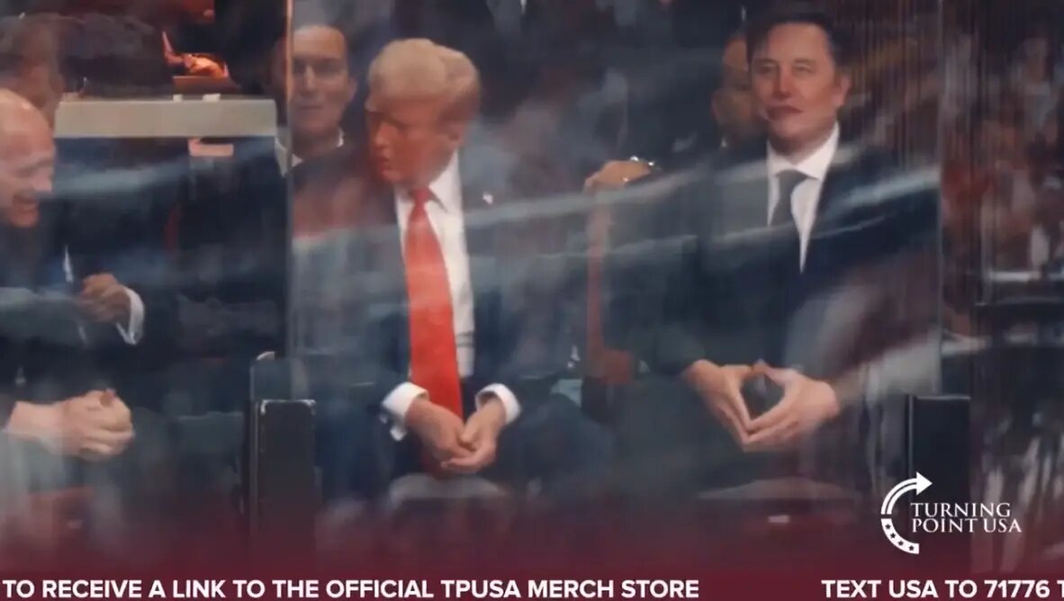    Дональд Трамп и Илон Маск. Фото: кадр видео из соцсетей