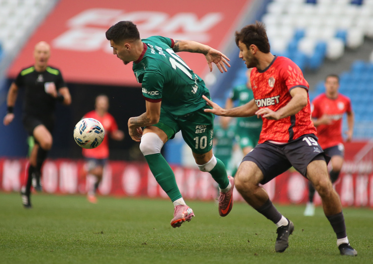    Мирлинд Даку(слева) и Марат Бокоев / фото: rubin-kazan.ru