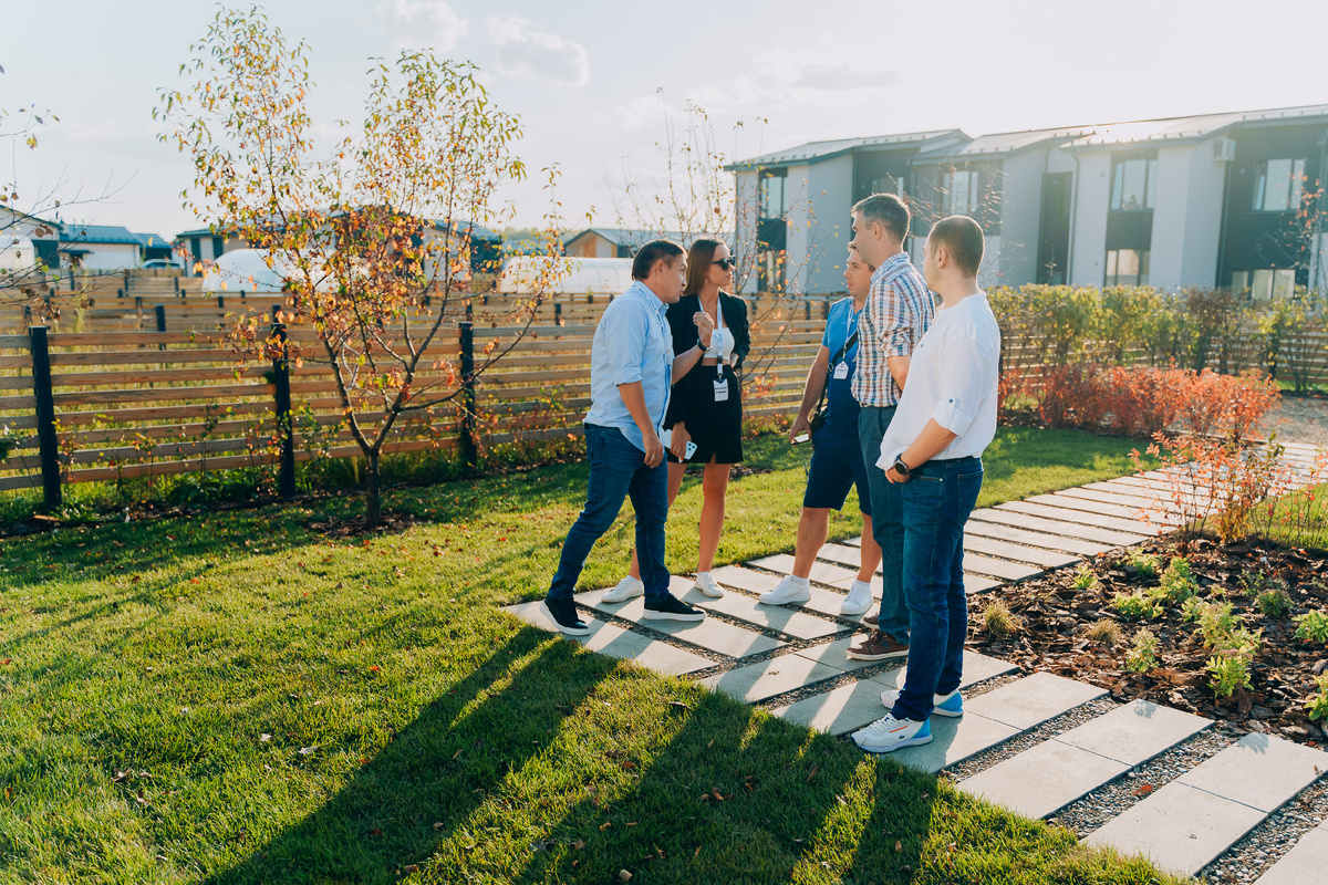 Люди хотят иметь не только квадратные метры жилья, но и красивую территорию