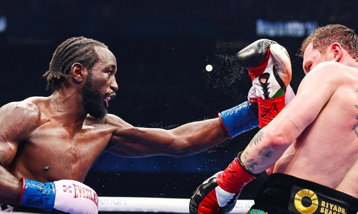 Теренс Кроуфорд и Сауль Альварес