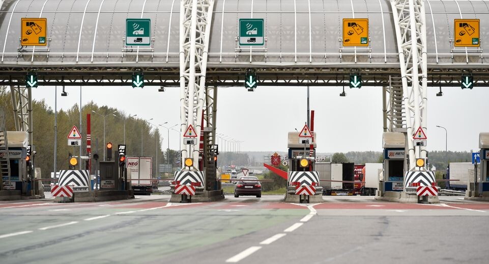    Демонстрация работы беспилотных летательных аппаратов на трассе М-4 «Дон» / Медиасток.рф