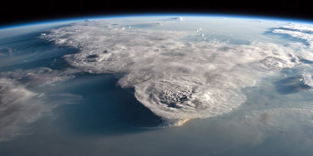 Какую форму имеет Земля в действительности. Форма Земли без учёта морей и океанов