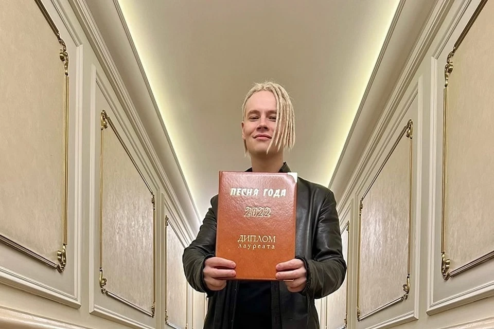 с дипломом, но не тем :)