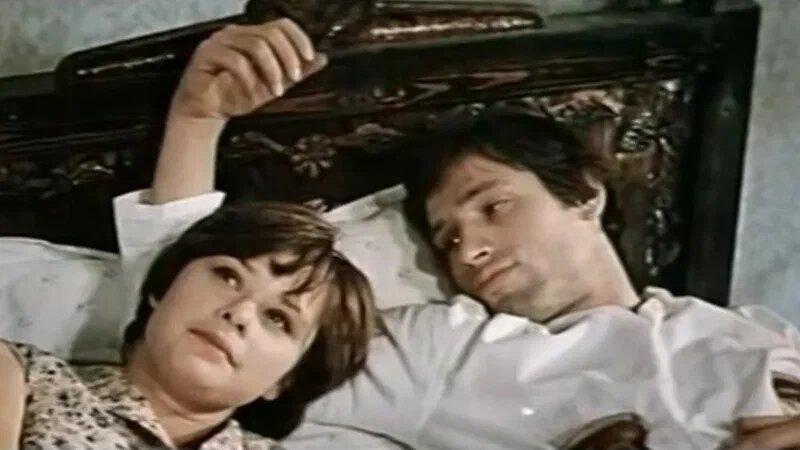 Кадр из фильма «Не могу сказать ‘прощай’» (1982). Скриншот.