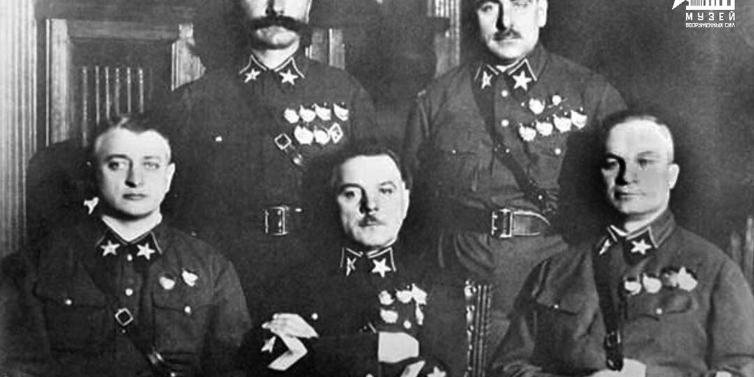 Маршалы Советского Союза: плеяда великих полководцев
