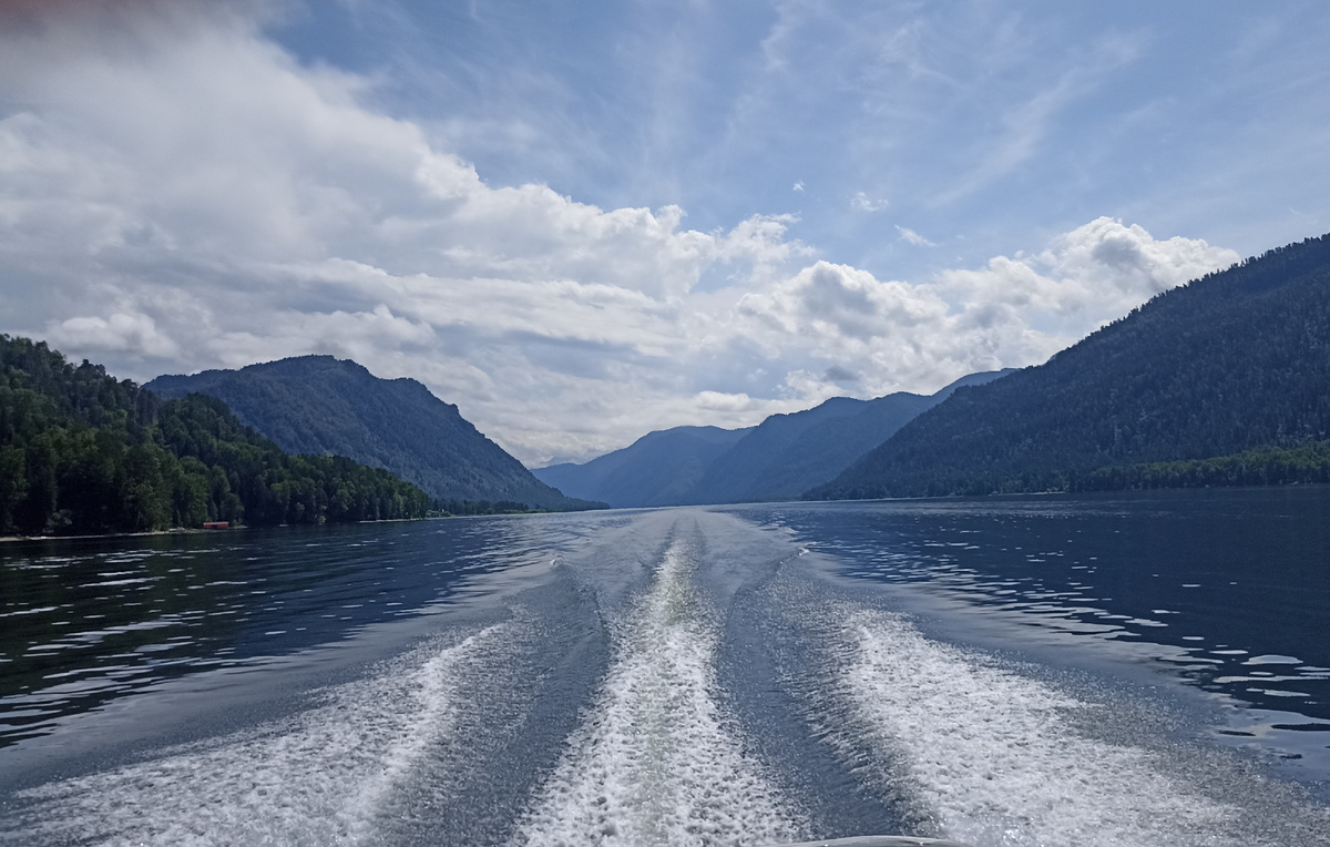 Телецкое озеро