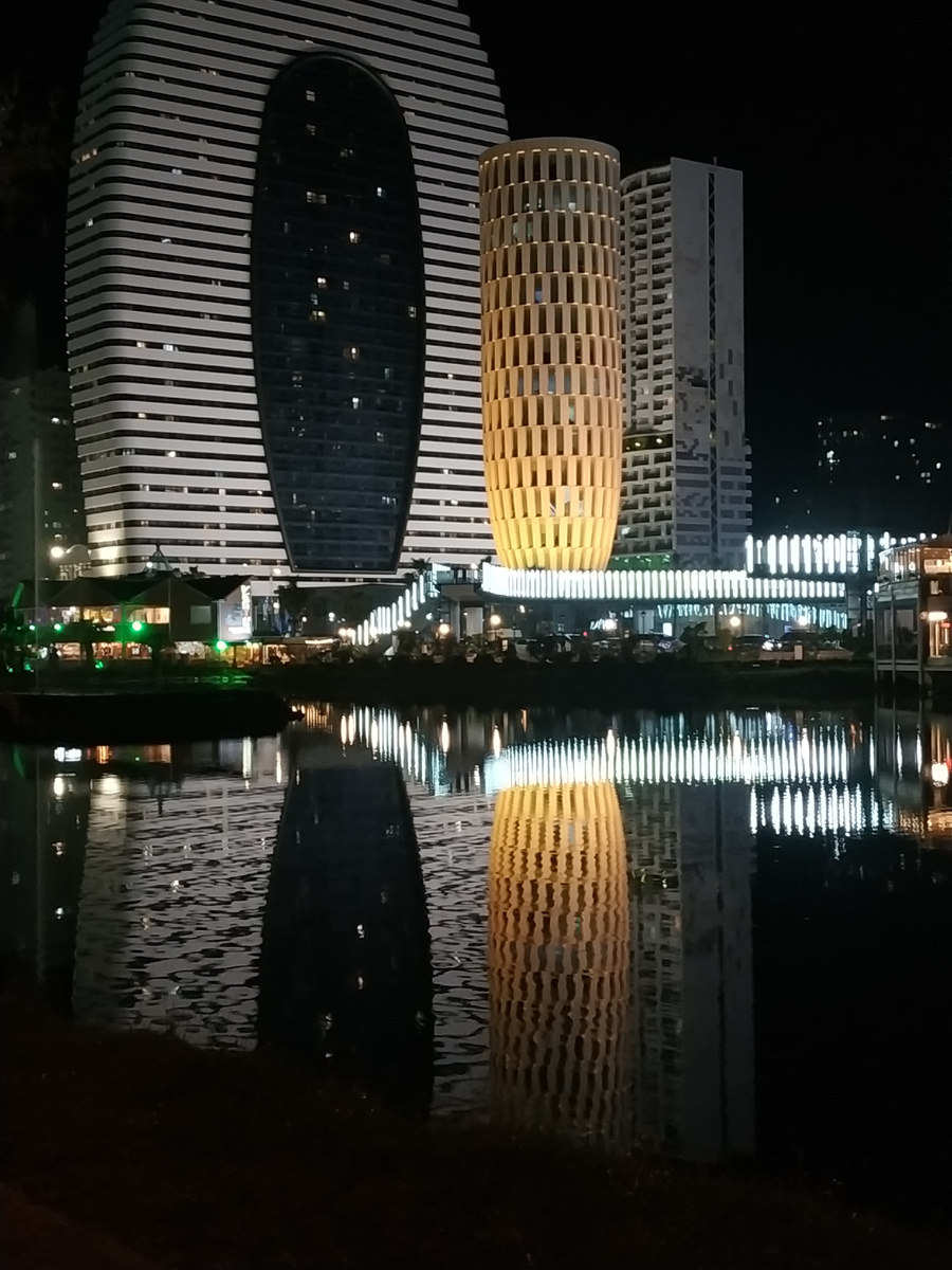 Это роскошные отели в Батуми