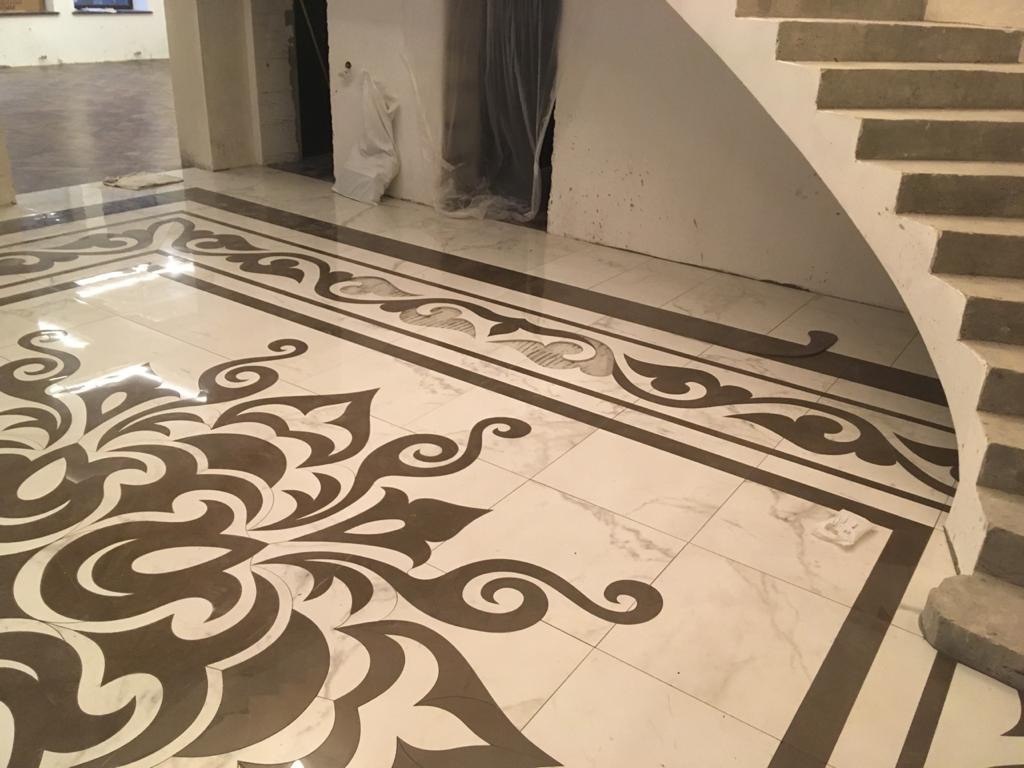 панно из керамогранита