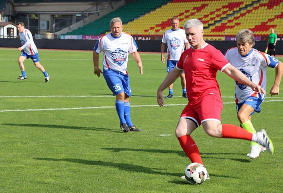    В Туле прошел звездный матч с участием олимпийского чемпиона и популярного артиста материалы пресс-служб