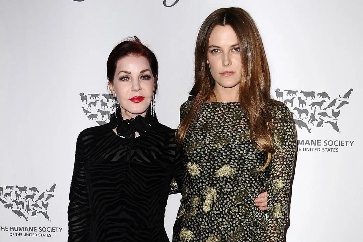 Присцилла Пресли и Райли Кио / Фото: FilmMagic, EW