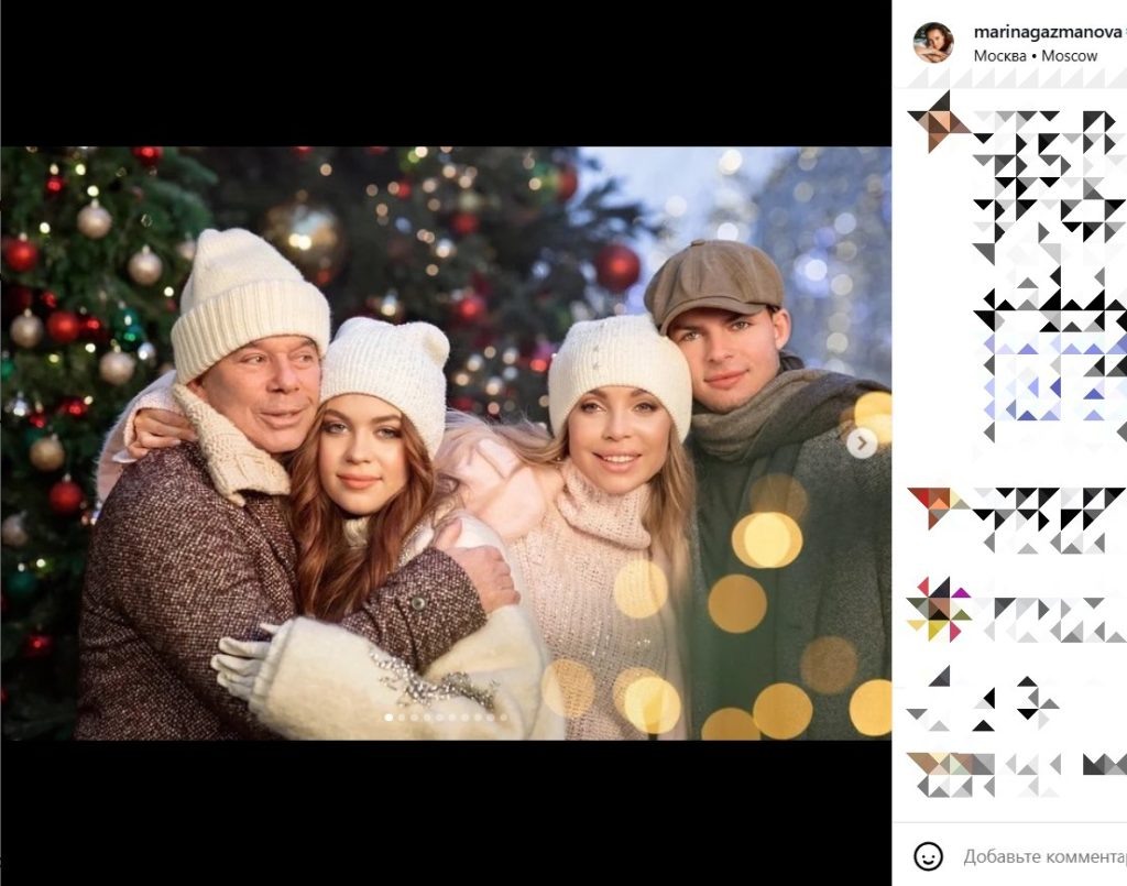    Олег и Марина Газмановы, и их дети Марианна и Филипп