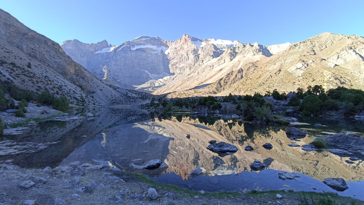 Куликалонские озера и стена Мирали-Мария или Куликалонская стена - как визитная карточка Фанских гор