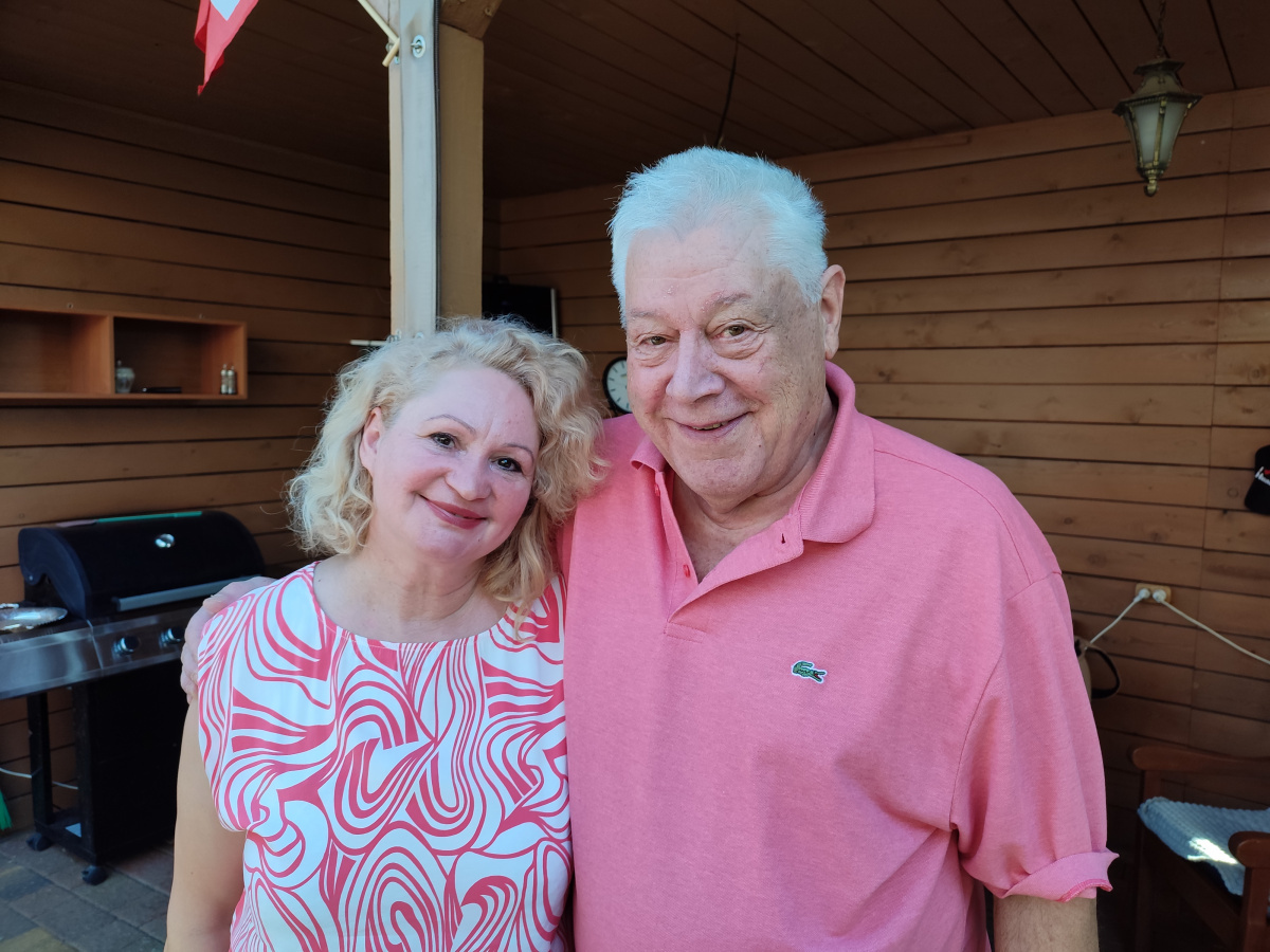 Мартин с женой Галиной.
