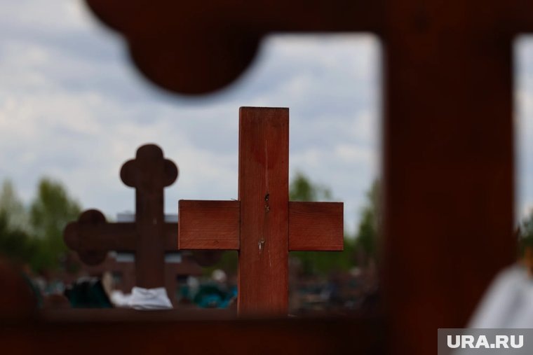    Курганцы нашли труп на городском кладбище