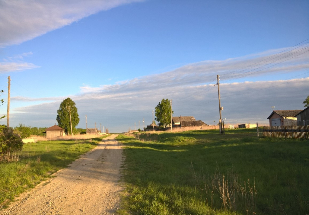 Село Вешкайма Вешкаймской волости Карсунского уезда Симбир­ской губернии. Около 700 дворов, около 4000 жителей. Вид сегодня