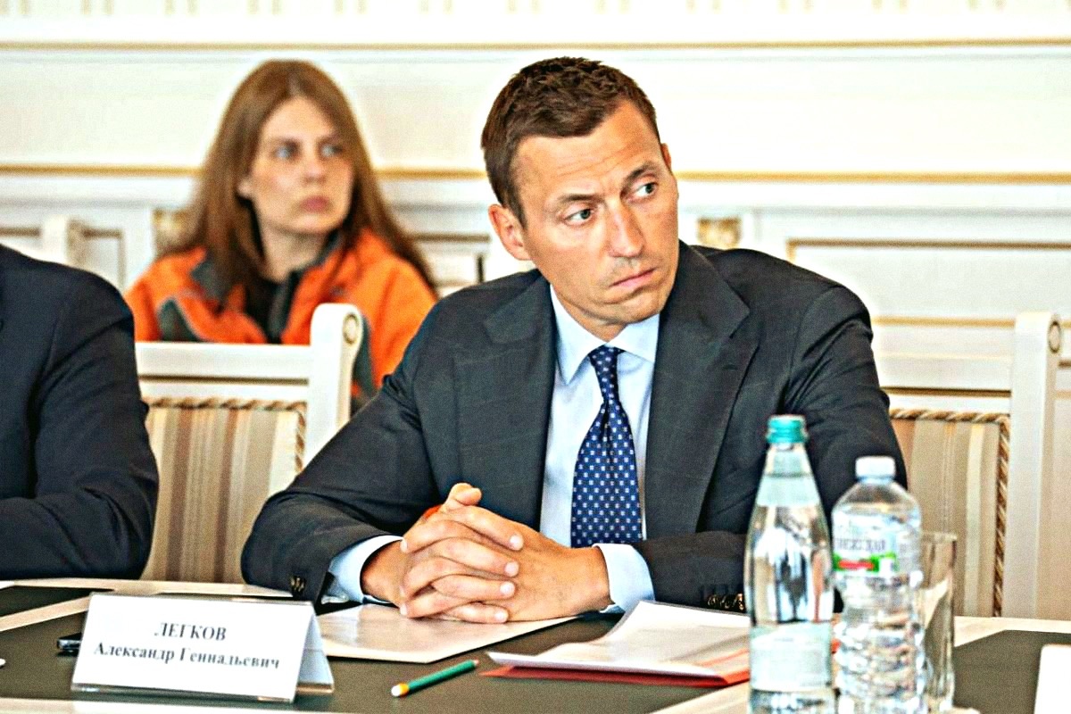 Легков буквально не может сдержать эмоций, говоря об Овечкине.