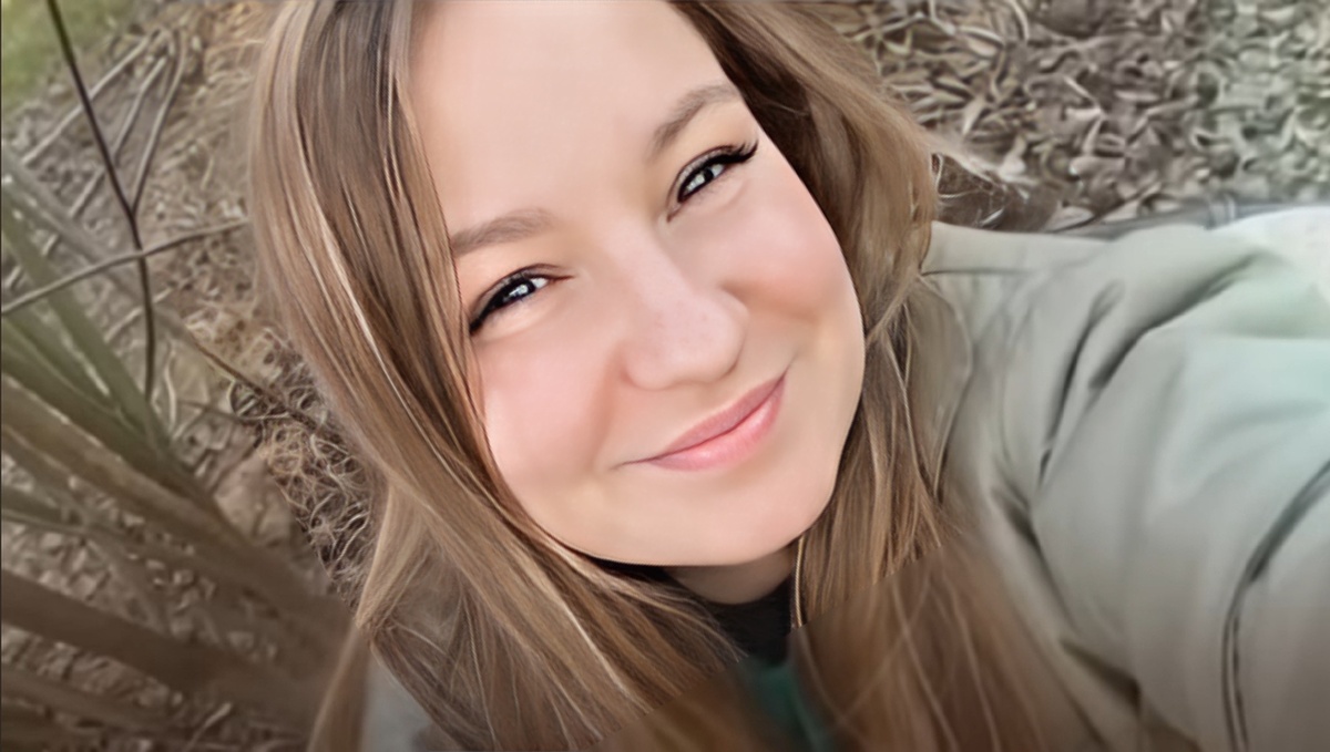 Елена. Ист: сайт Starhit.ru