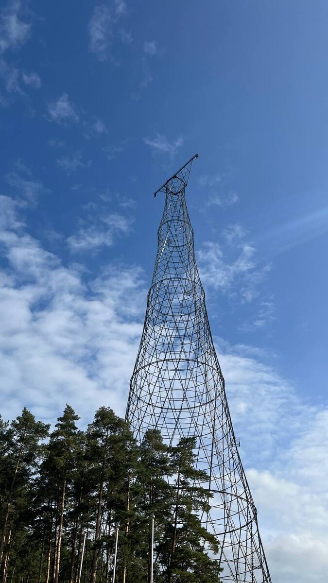 Высота Шуховской башне на Оке — 128 метров