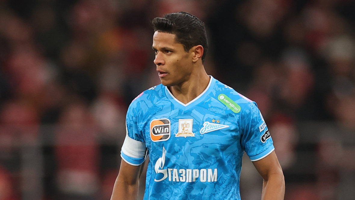 Дуглас Сантос