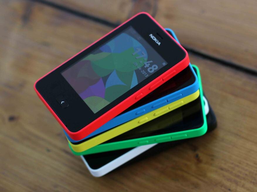 Nokia Asha 501 — типичный представитель серииАвтор: Nokia Источник: gadget.ro