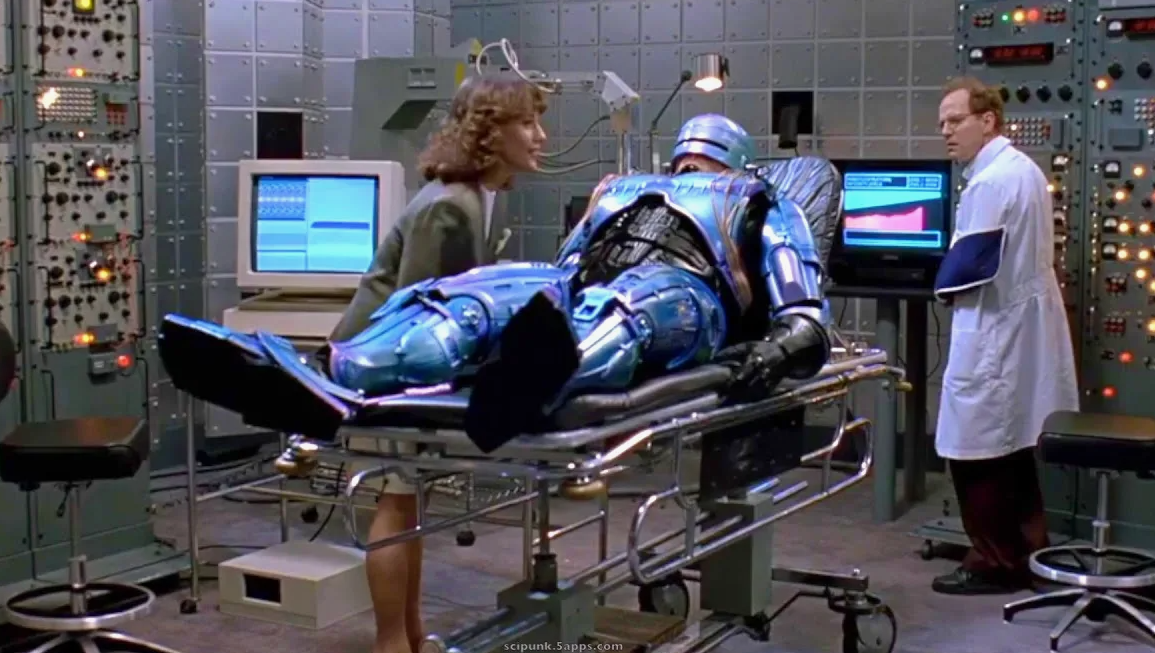 Робокоп в лаборатории