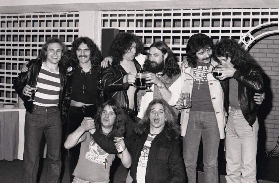 Black Sabbath и Van Halen за кулисами тура 1978 года. Фото: Росс Халфин