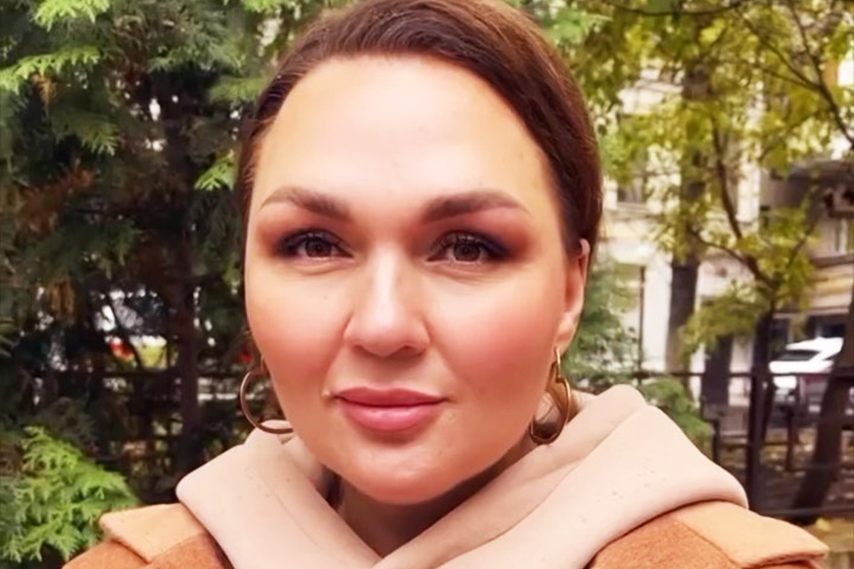     «Мне пришлось продать квартиру в Москве»: Надежда Ангарская призналась, что попала в финансовую пирамиду