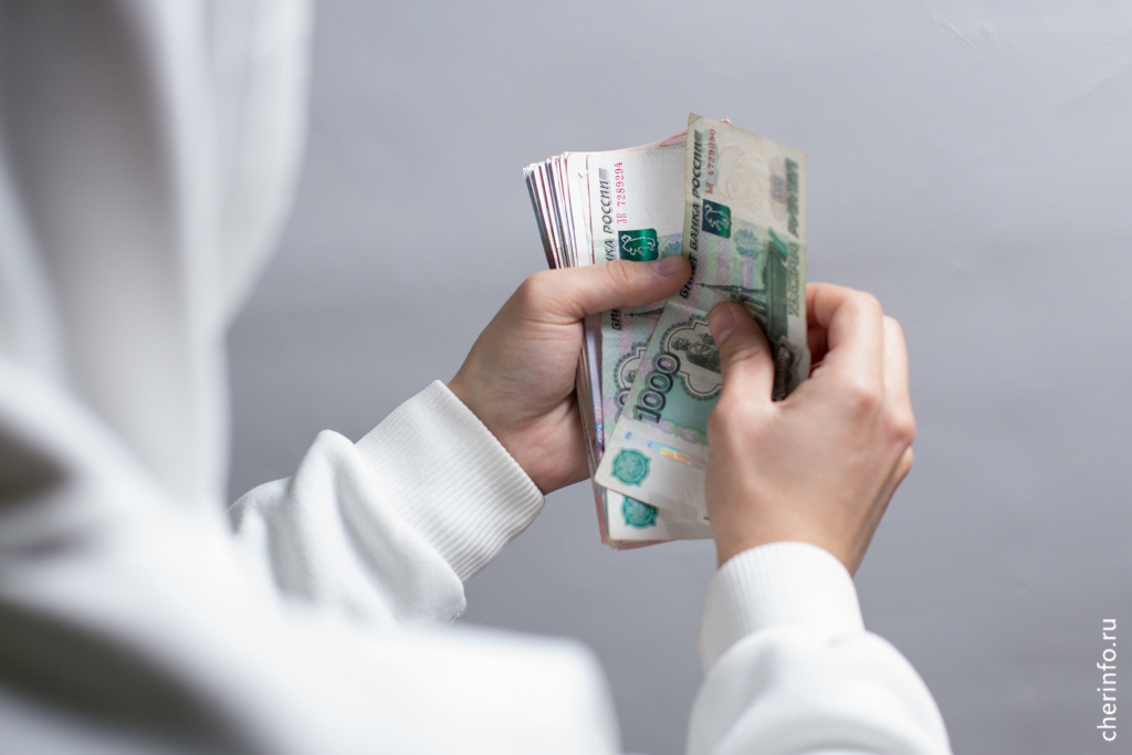    37-летний местный житель искал автомобиль на популярном сайте объявлений, выбрал машину