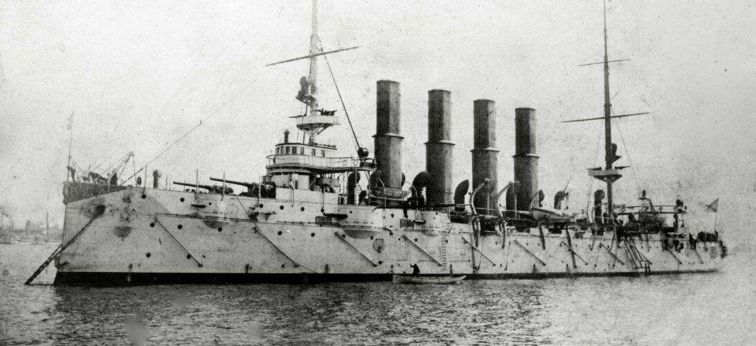 Бронепалубный крейсер 1-го ранга "Варяг". Фото взято из открытых источников