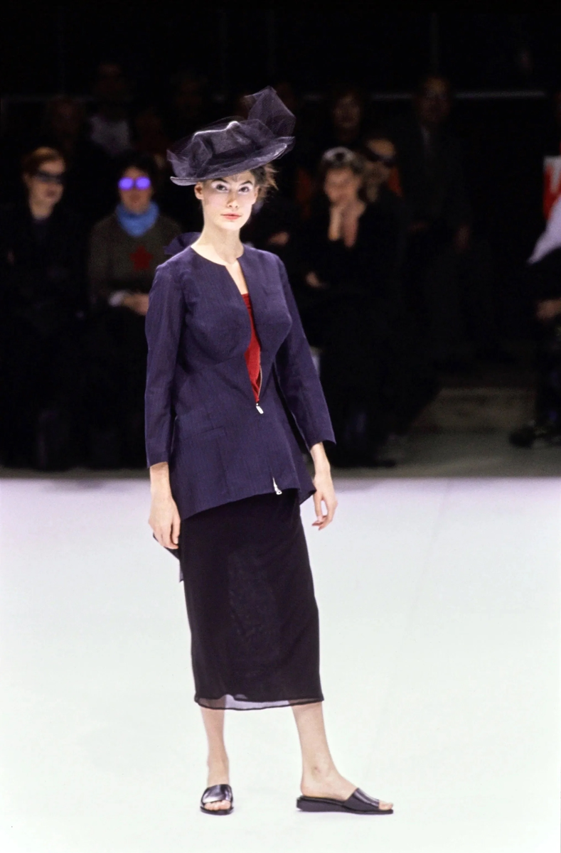 YOHJI YAMAMOTO SPRING 1999