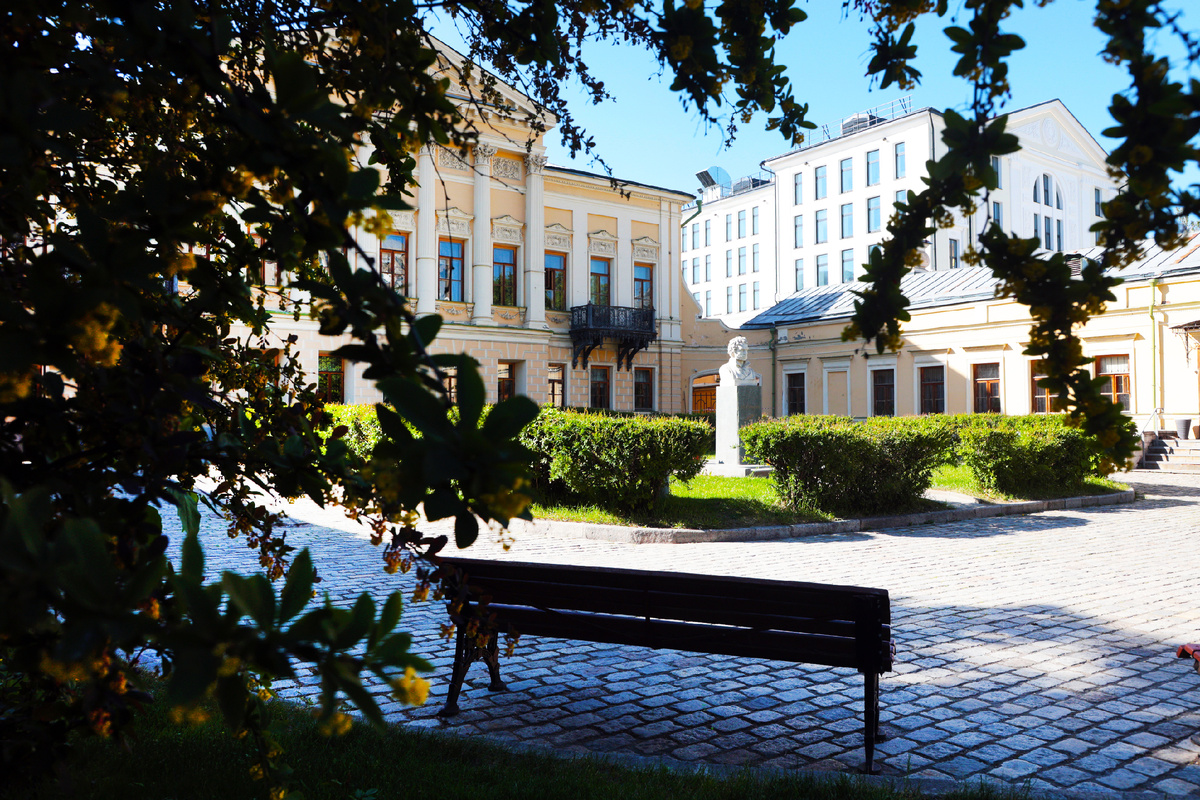 Фото: Библиотека-читальня имени А.С. Пушкина