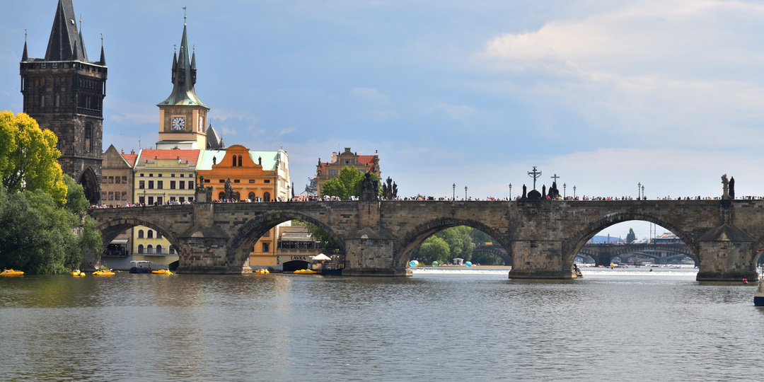 "Не пивом единым..." Прага. Часть 1. Влтава - сердце города.