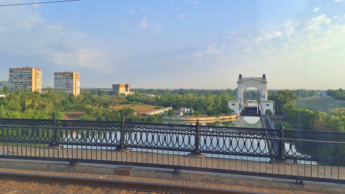 Шлюз №1. Здесь в Волгограде начинается Волго- Донской канал