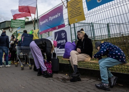    В офисе Зеленского ждут возвращения украинцев, которым Польша прекратила выплачивать пособия