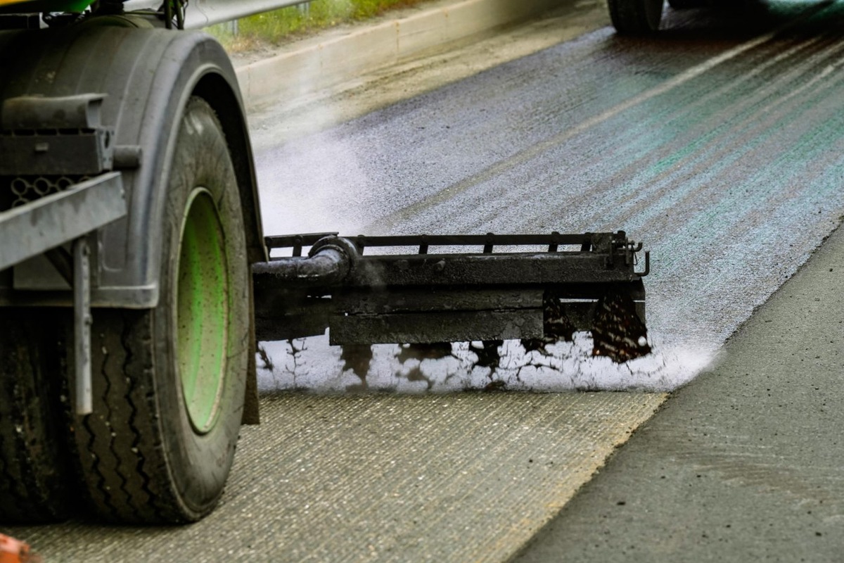    Дорожники Югры продолжают капитальный ремонт трассы Югорск — Советский — Верхний Казым — Надым