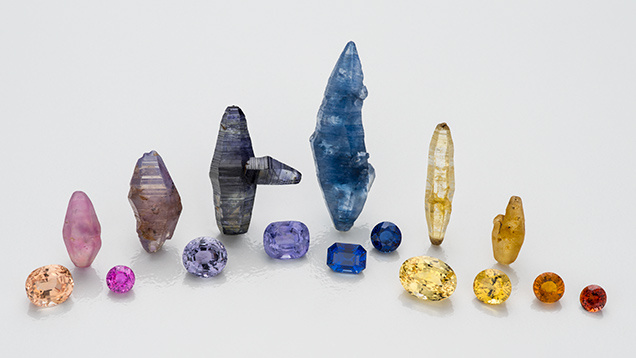 Сапфиры разных цветов