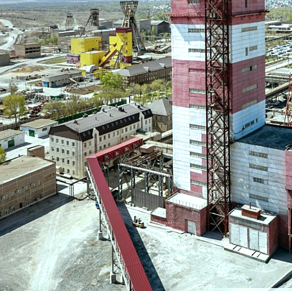 Вид на промышленную зону Гайского ГОКа