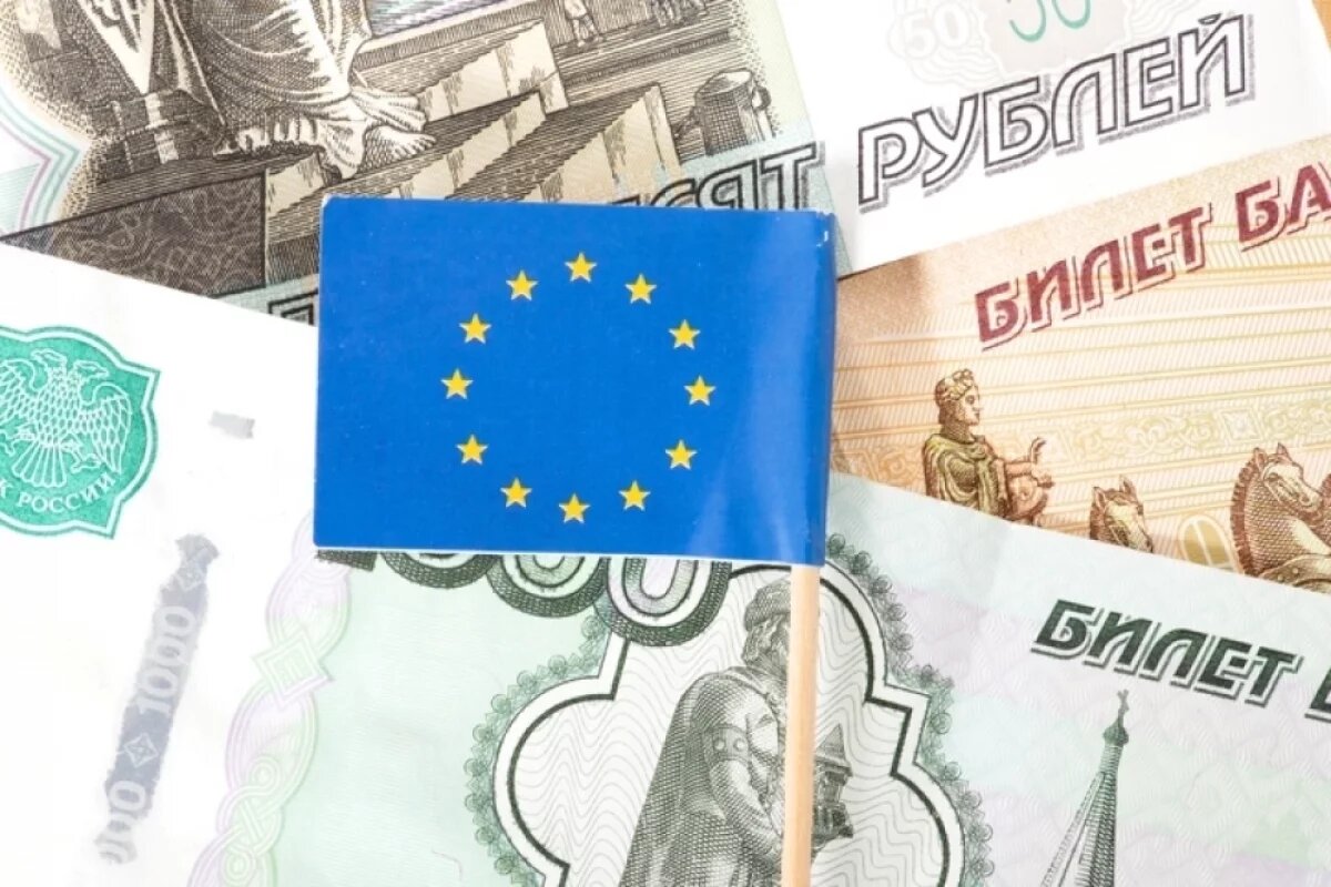    Платежная система «Мир» автономна, ее картами можно будет расплачиваться без ограничений.